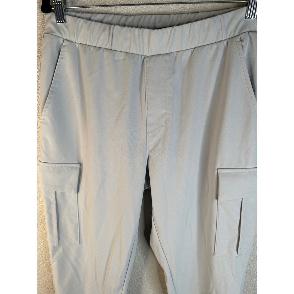 Old Navy Women's Light Gray Active Hybrid Cargo Jogger Pants Size Medium - Picture 3 of 9